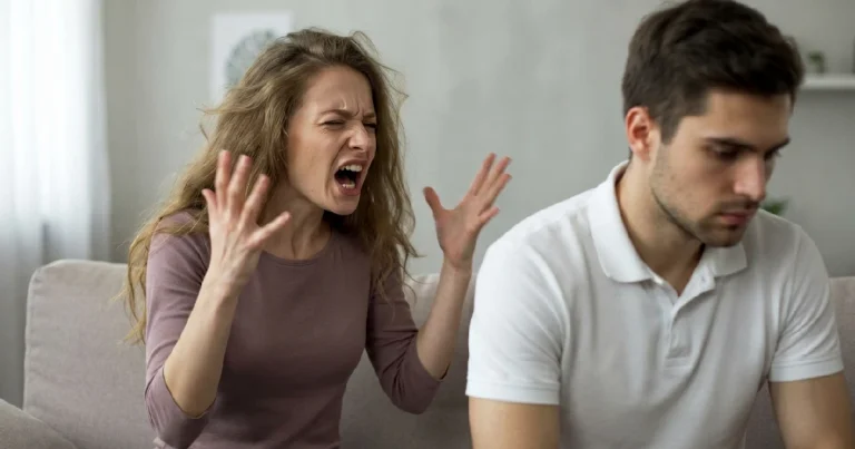 Signs of a Narcissistic Woman